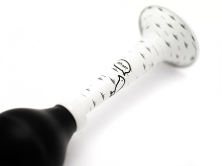 7746 Liix-Pretty-Horn-What-Bird 1