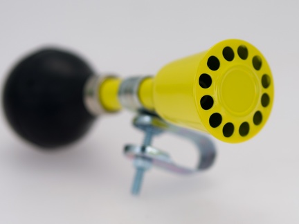 7701 Liix Pretty Horn Polka Dots Yellow 1