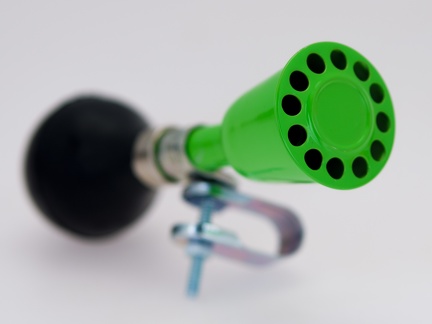 7702 Liix Mini-Horn-Green-2