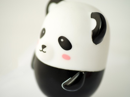 7753 Liix-Funny-Horn-Panda 1