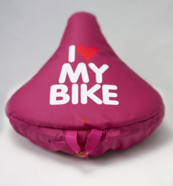 20214_Liix-Sattelbezug-I-Love-My-Bike-Pink_2.jpg