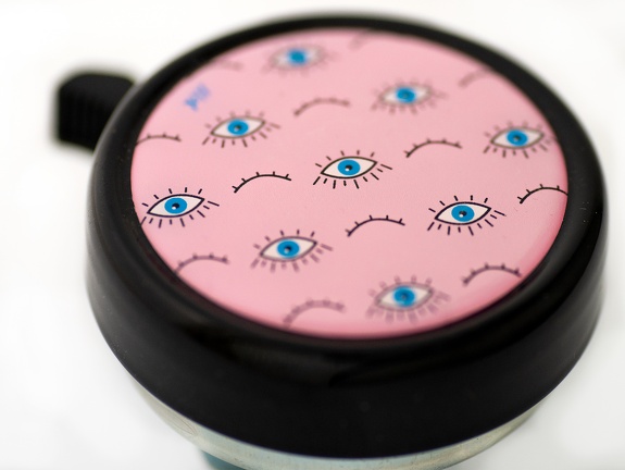 7243 Liix-Big-Colour-Bell-Eye-Eye-Eye-Black 1