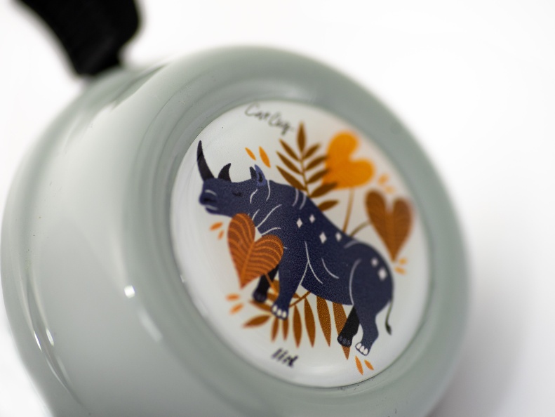cb2111-rhino-love 1