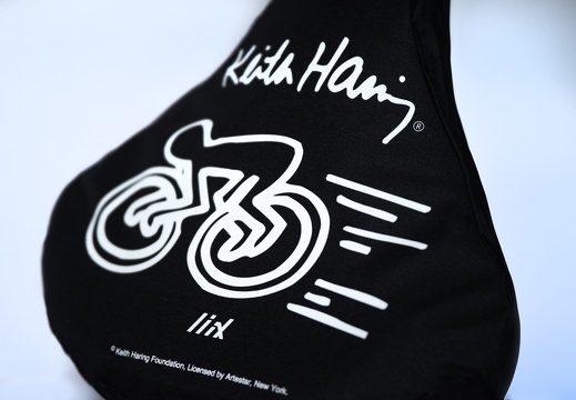 sc2502 Liix-Saddle-Cover-Keith-Haring-Racing 2