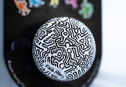 db2501 2 Liix-Design-Bell-Keith-Haring-People